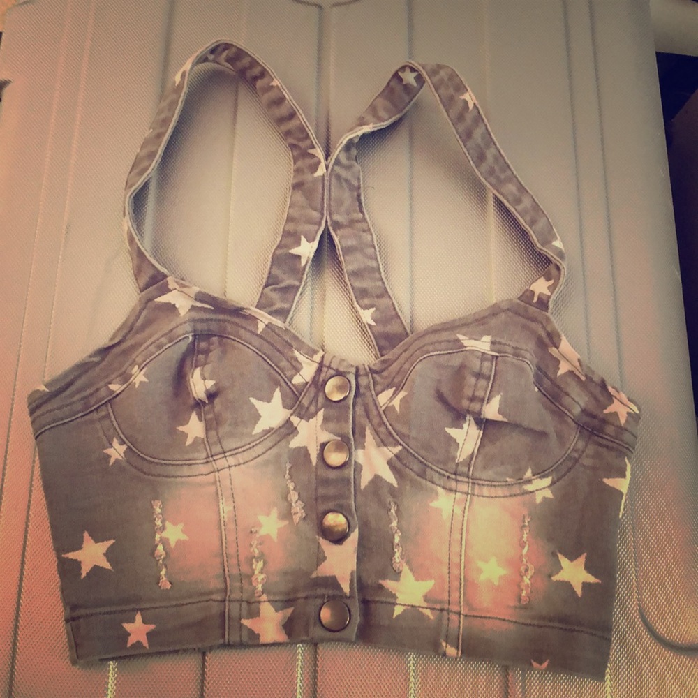 Grey star top